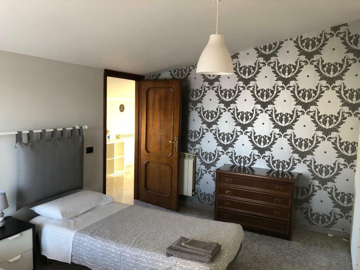 Your Home Fiumicino Buitenkant foto